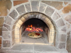 DIY Outdoor Pizza Oven Fireplace